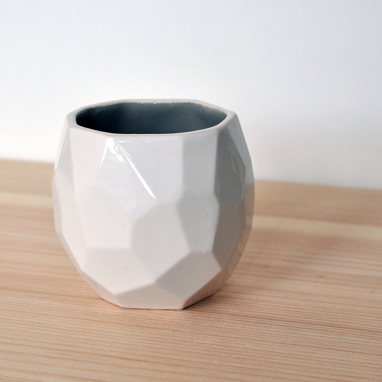 Modern ceramic espresso cup - handmade in polygons espresso - Poligon Cup - Grey - studioLORIER