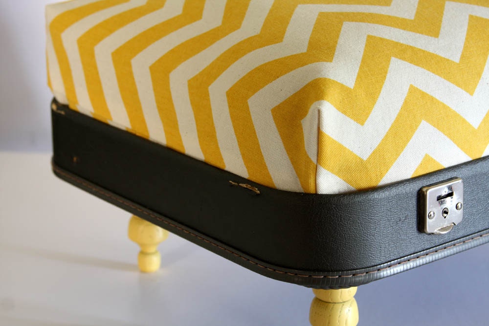 Suitcase Pet Bed, Extra Fluffy, Yellow Chevron Pillow, Grey Suitcase