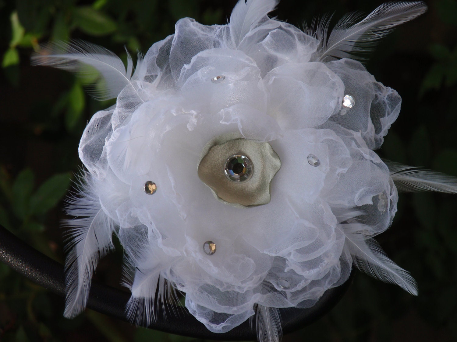 Bridal headpiece, wedding hair clip, organza hair pin with feathers, bridal fascinator, handmade hair piece, single flower hair accessory