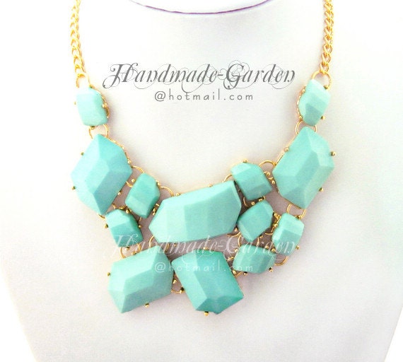 sale - Milk Turquoise - Shattered Faux Stone Fragment Cluster Statement Bib Necklace - GD006A