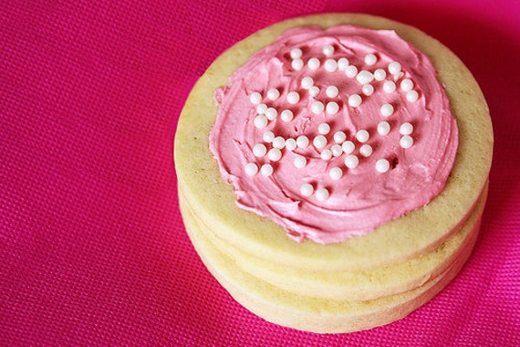 pink frosted cookies