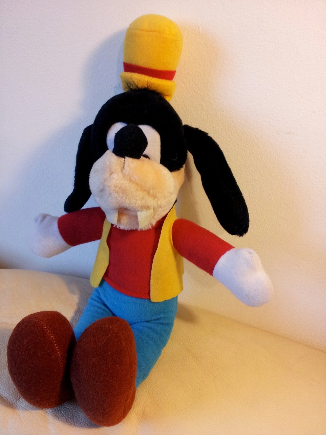 max goofy plush