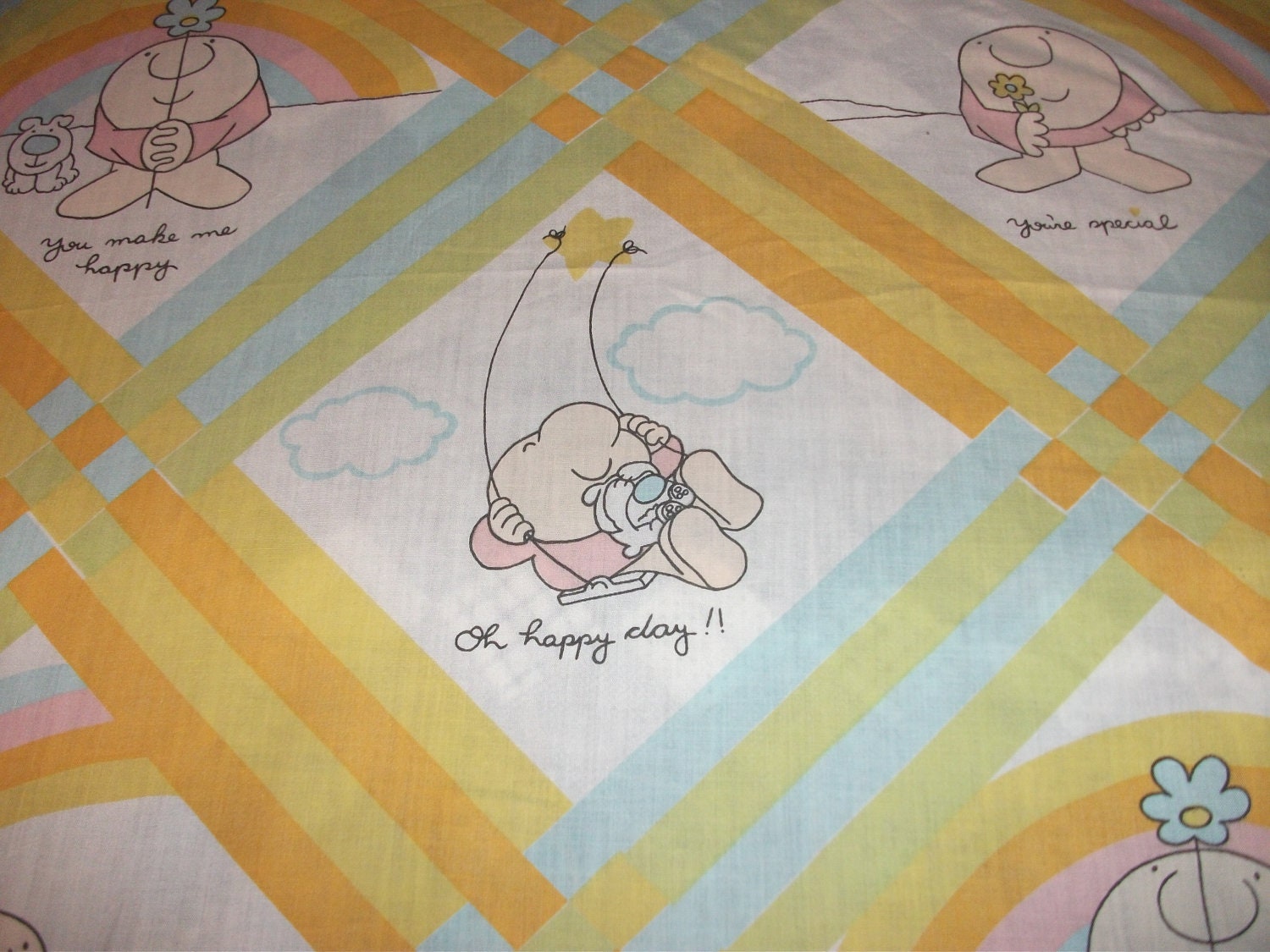 Ziggy  Twin Size Fitted Bed Sheet   Vintage 1980s   Tom Wilson  Happy Sheets