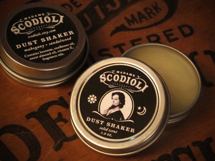 Dust Shaker - Mahogany and Sandalwood Perfume/Cologne