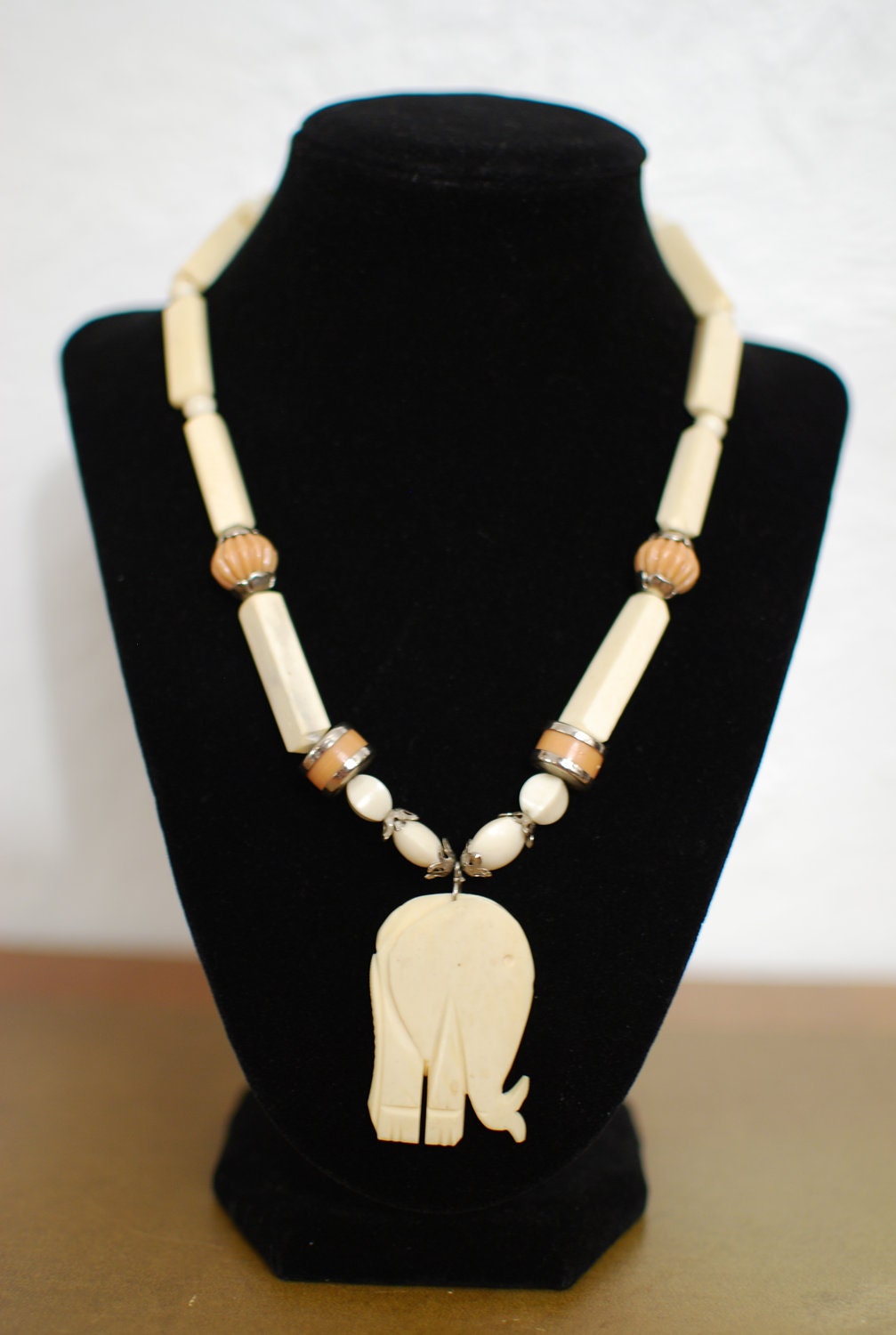 vintage 1970s / ivory / elephant / statement necklace / natural / cream / silver