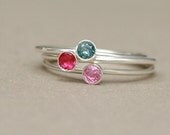 birthstone ring. ONE stackable birthstone ring. sterling silver. mothers ring. stacking ring. May Emerald or you choose.