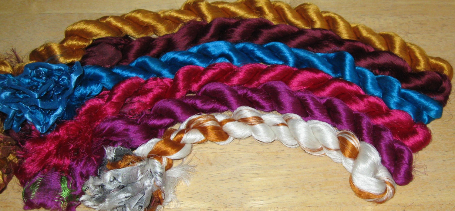 Sari Silk Fiber, 5.8 oz Recycled Fair Trade Premium Quality Silk Thrum, 165 grams, Grade AA