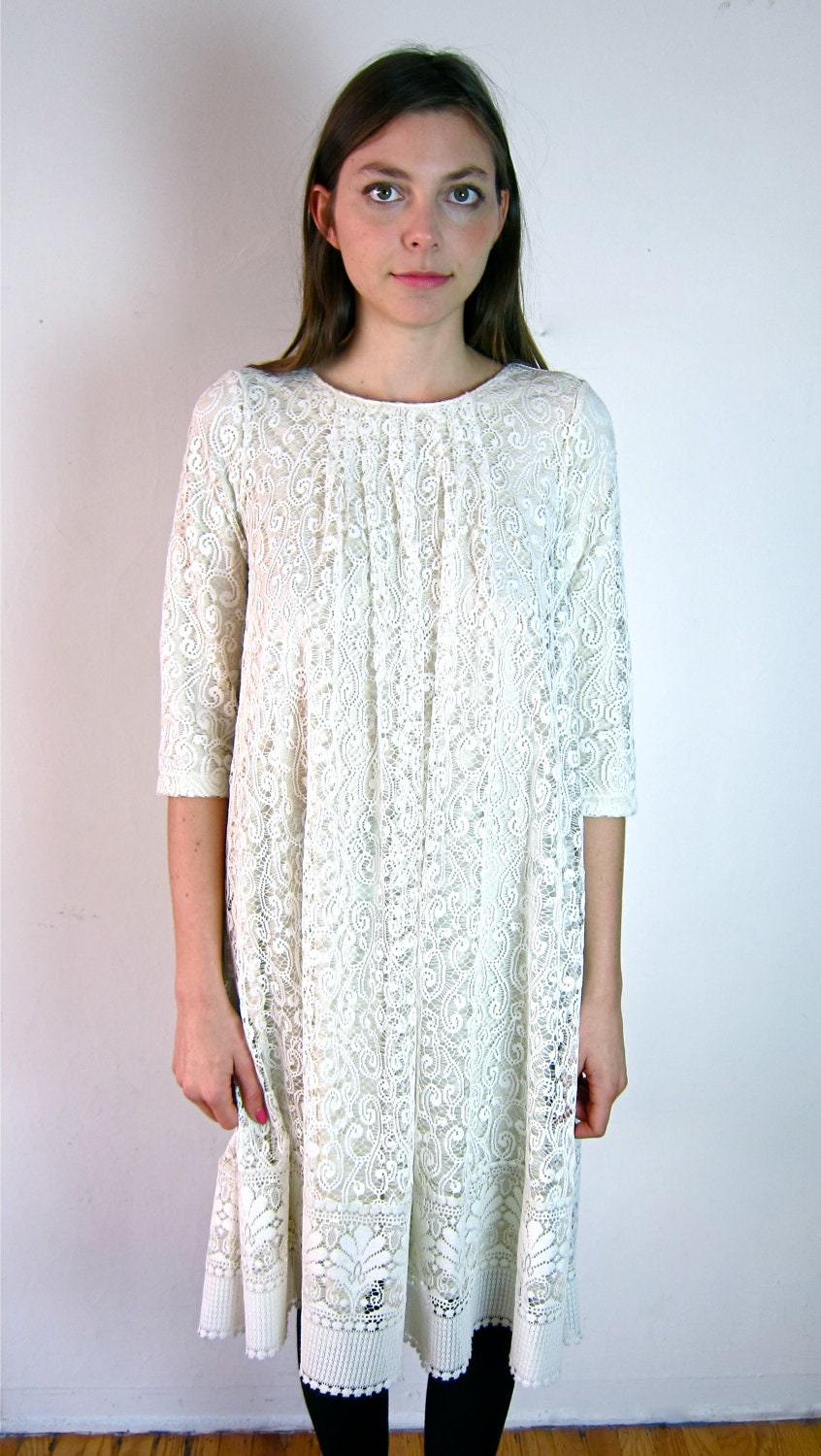Beautiful Creamy Lace 60's Wedding Dress