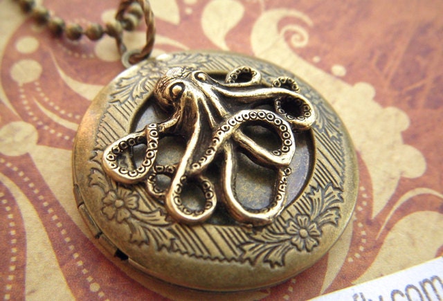 Brass Octopus Locket Necklace Rustic Primitive Finish Round Locket Gothic Victorian Nautical Steampunk Locket