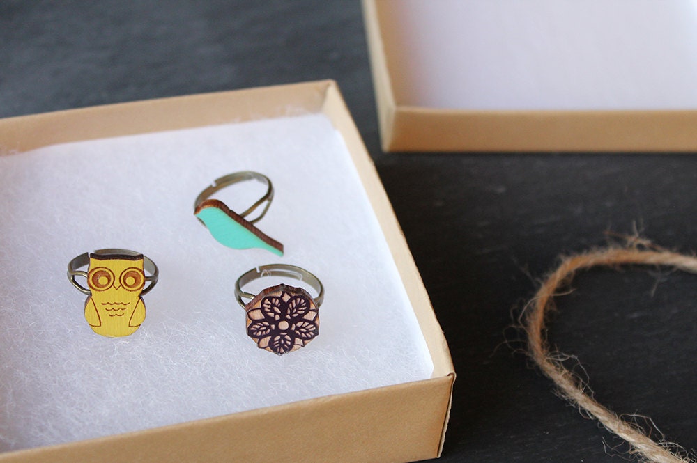 gift set adjustable rings with bird owl flower rings gift wrapped