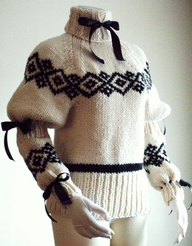 READY TO SHIP Jumper, Nienna Amandil, Fisherman and Black