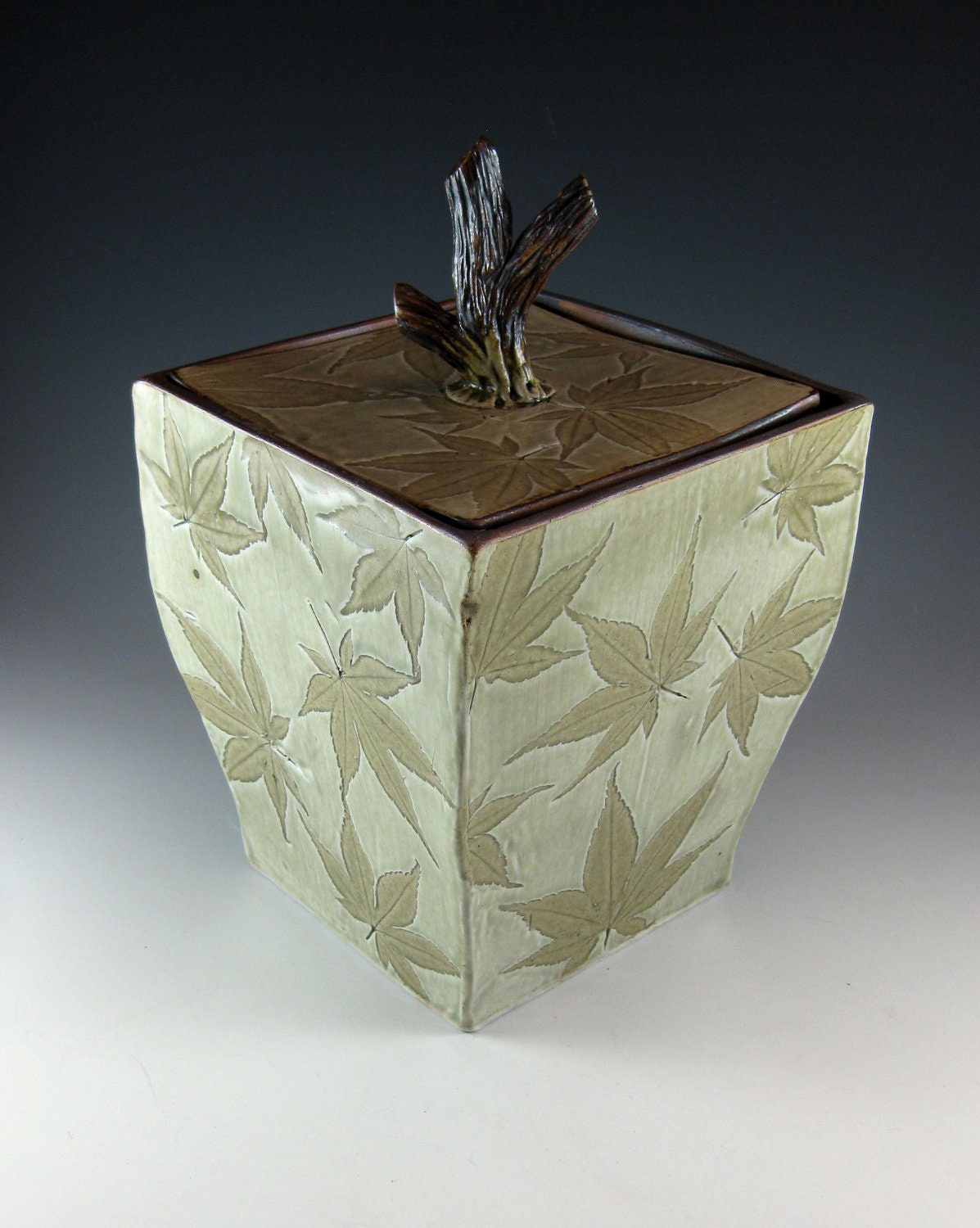 Ceramic Lidded Box / Pottery Urn / Botanical / by Botanic2Ceramic