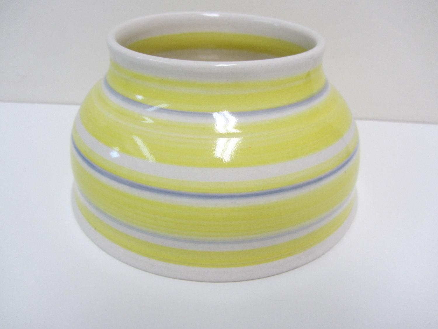 Spaniel Bowl - Handmade - Yellow and Grey