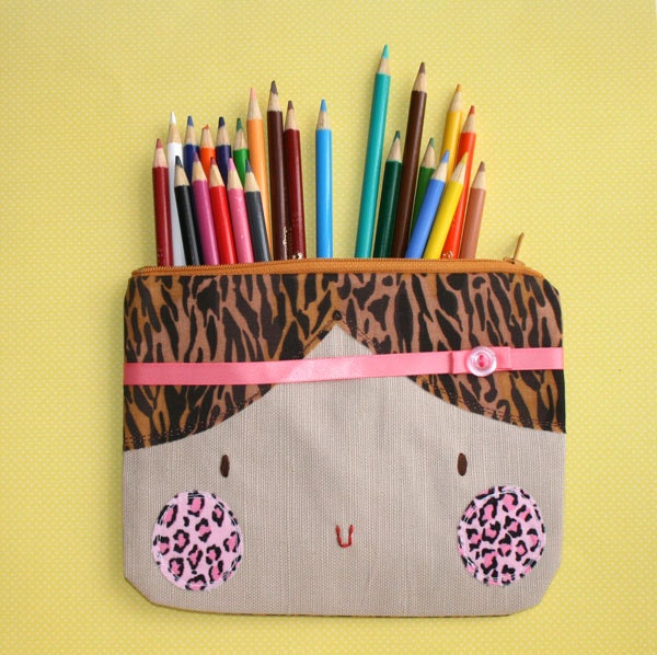 Wild zipper pouch