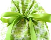 Romantic Cloth Gift Bag with French writing for Valentines' Day, Wedding or Shower