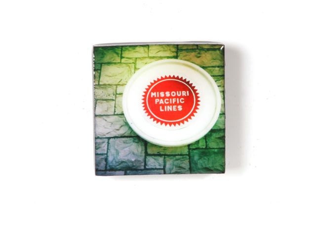 Hipstamagnets: Square Tile Resin Photographic Magnets (Kirkwood Train Rail Line)