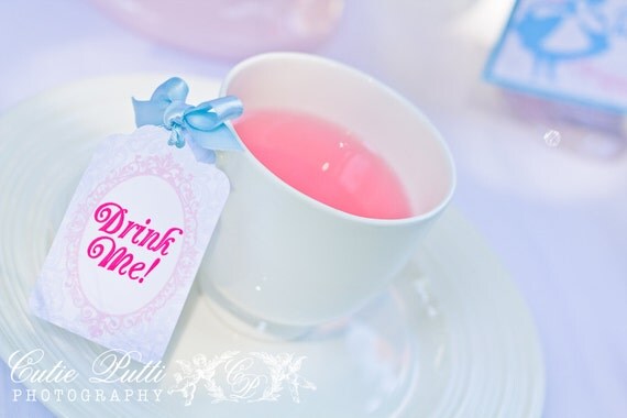 Alice in Wonderland Party, Mad Hatter Tea Party - Printable DRINK ME TAGS - Cutie Putti Paperie - Cutie Putti Paperie Il_570xn
