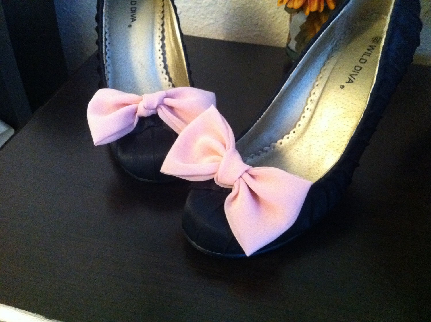 Blush Silk Chiffon  Bow Shoe Clips... Beautiful Blush Chiffon Bridal Bow Shoe Clips