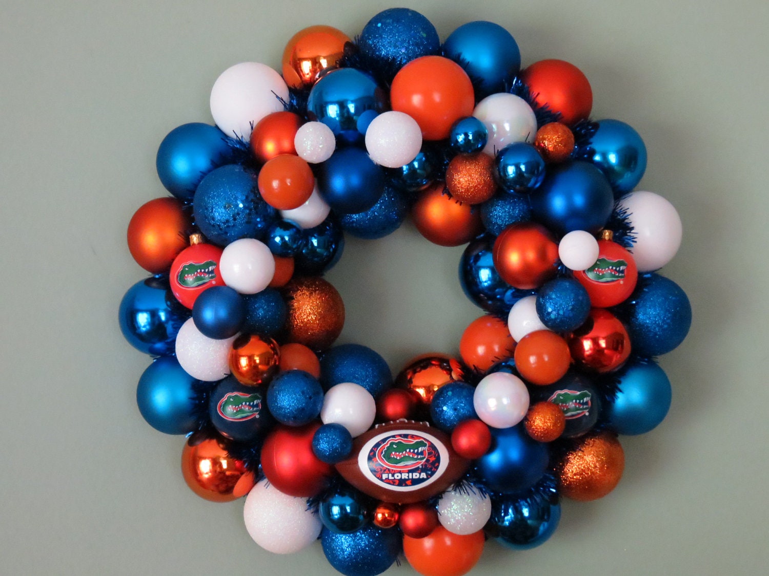 FLORIDA GATORS UF 2 Ornament Wreath