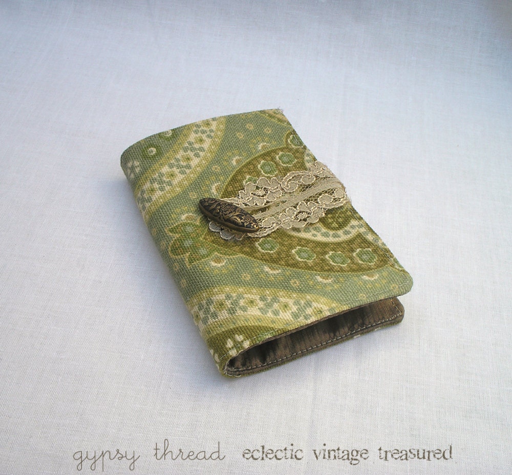 Green and Gold Vintage Tea Wallet