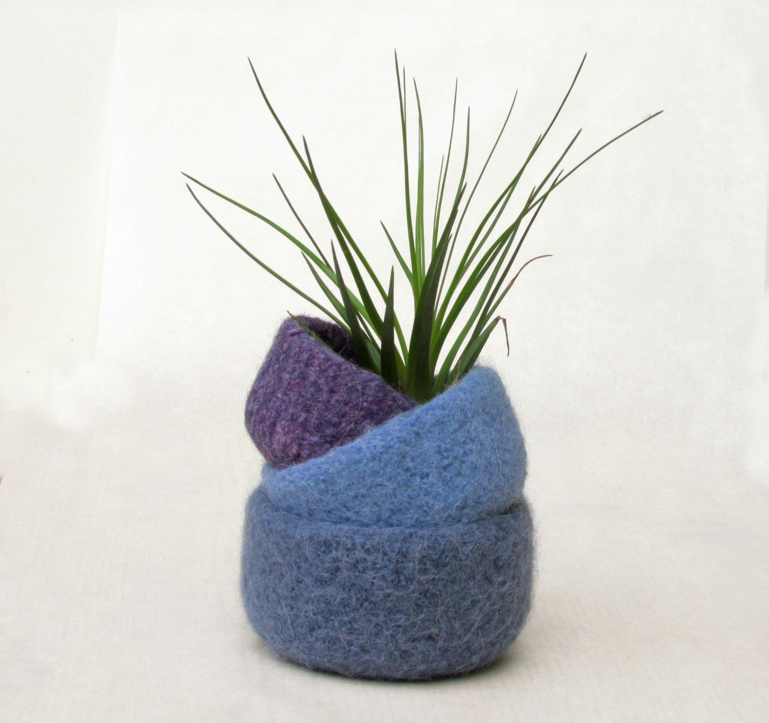 Felted bowl Lavender  - Organic eco-friendly - denim blue, sky blue and lavender - nesting bowls - ring holder
