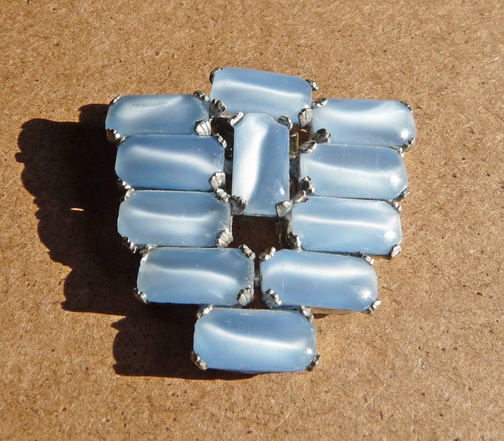 Vintage Blue Moon Glow Dress Clip