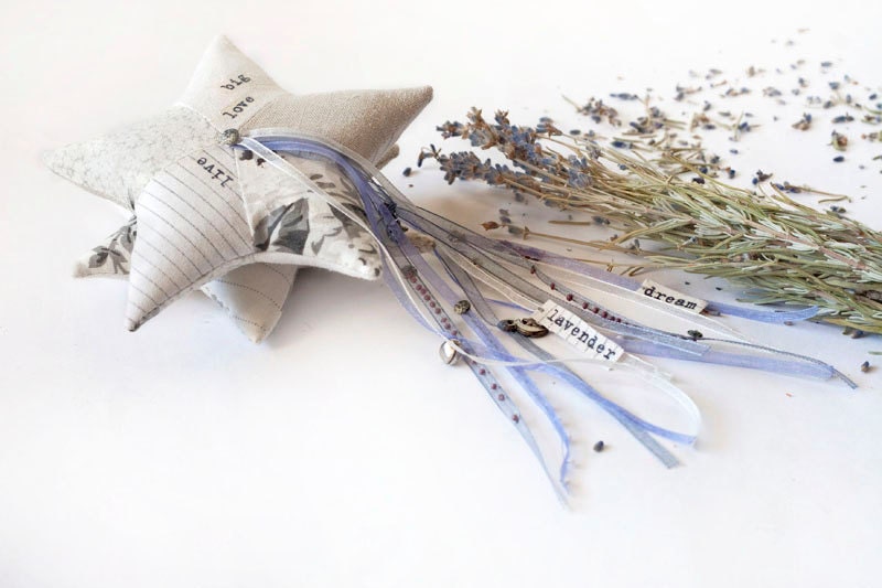 Lavender sachet, decor home. Natural pastel gray, quilt star.  Wedding favor. Cottage chic. Pincushion.