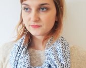 Buy-1-Get-1-Free: Vintage 'V' print Twist Infinity Scarf