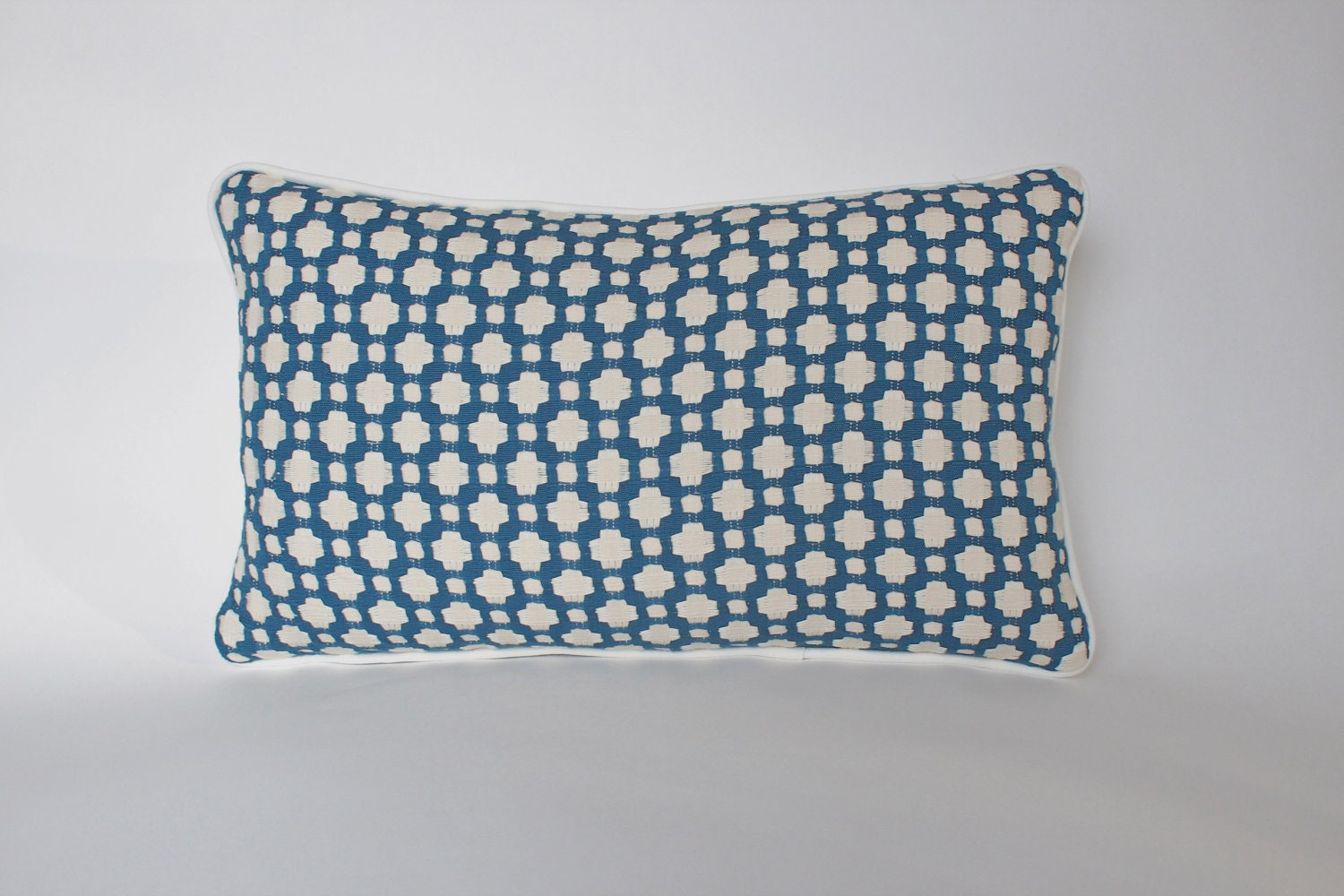 Lumbar Pillow Cover, Betwixt Woven Blue and Ivory with Ivory Piping