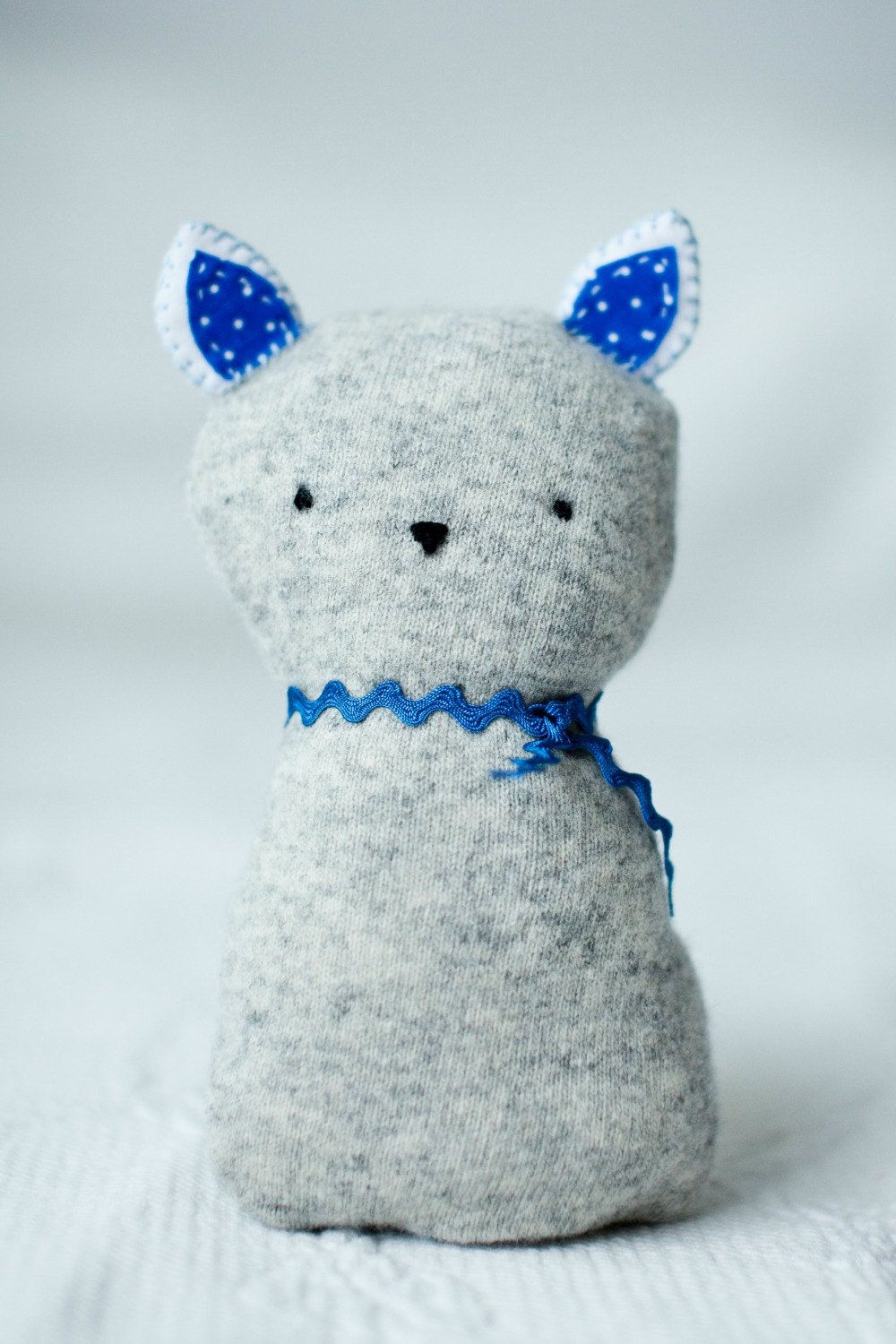 Plushie cat soft toy - gift for little kids