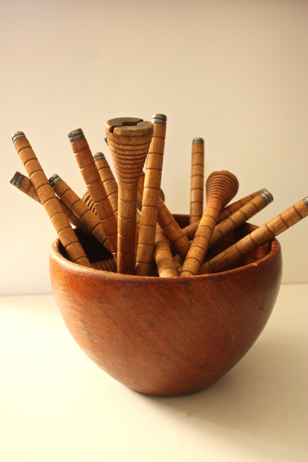 RESREVED MEL Teak Rustic Bowl