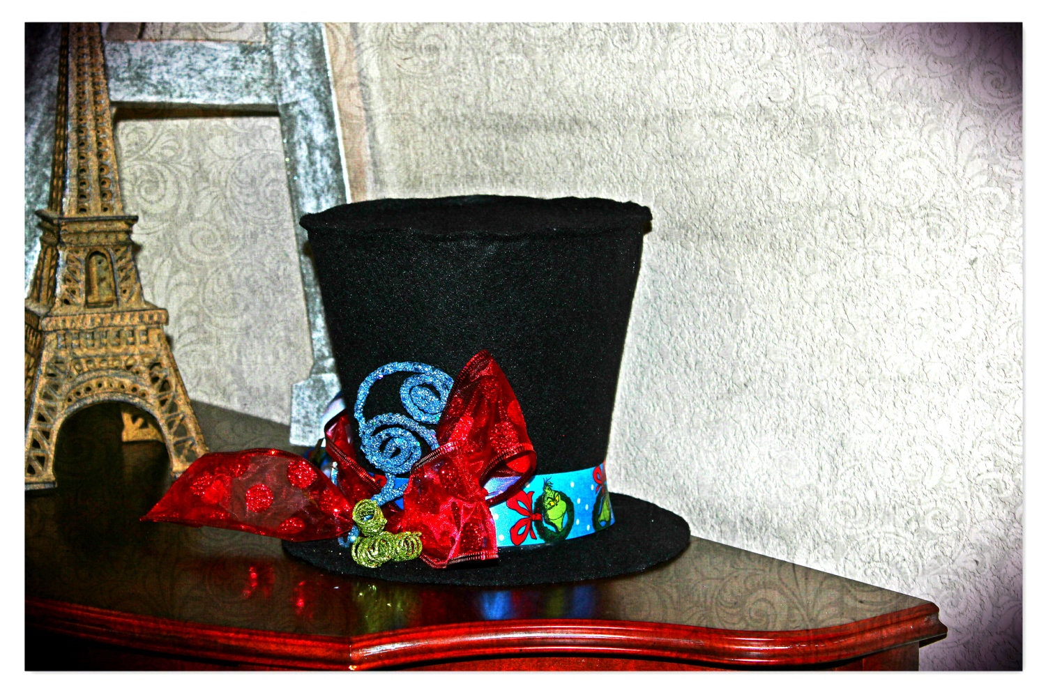 Dr Seuss top hat, Dr Seuss themed party decor FREE SHIPPING