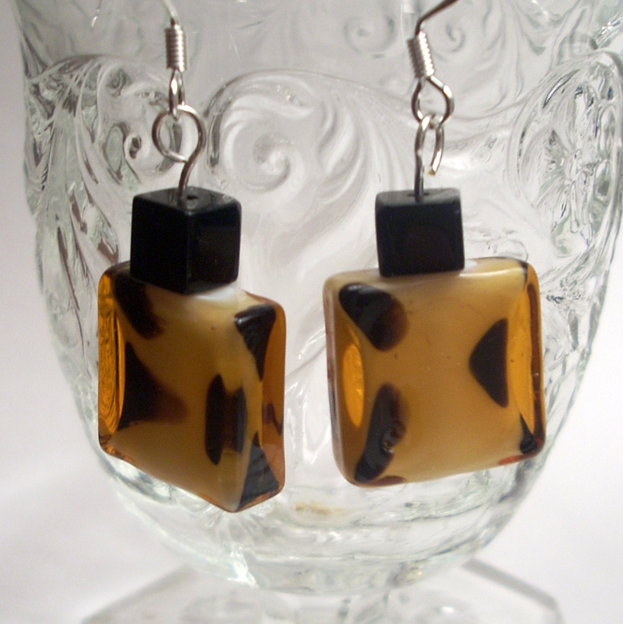 flat square earrings