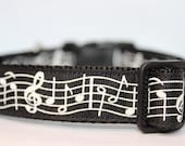 Musical Notes Black/White Large Nylon Adjustable Buckle Dog Collar