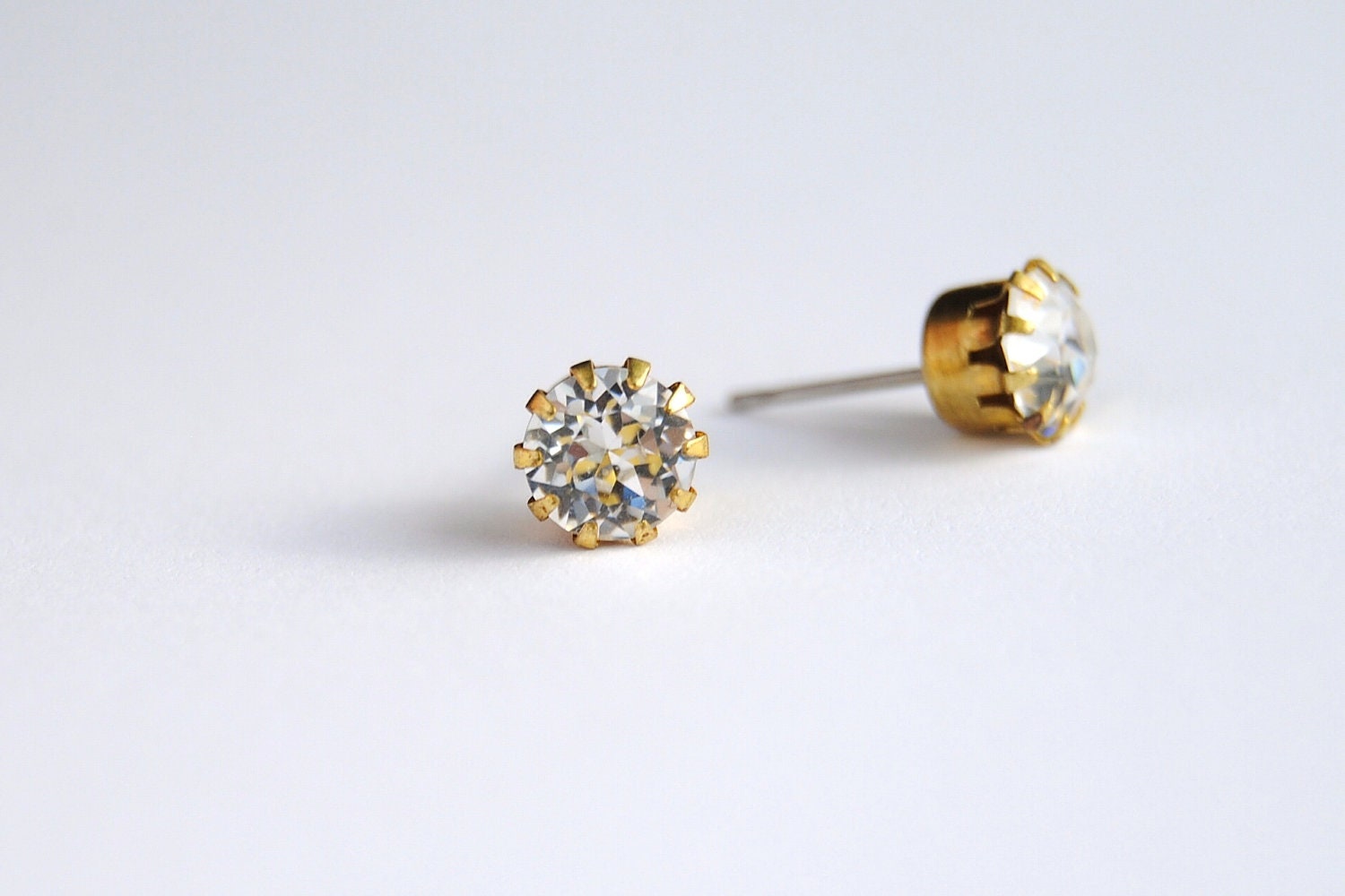 Vintage Faux Diamond Stud Earrings - Vintage Jewelry - Free Shipping in the US - Summer Fashion