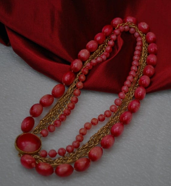 Vintage Multi strand Bead and Gold chain necklace