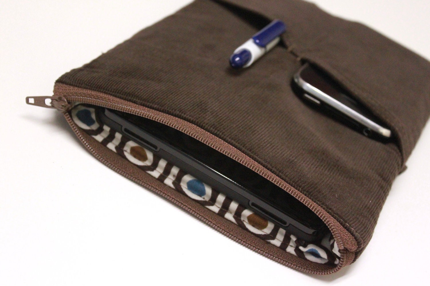 Men's new iPad 1 or 2 or iPad mini Case Unisex Retina Display Tablet Cover Zipper External Pocket Handmade - Brown Corduroy