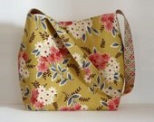 Daisy Bouquet in Pear Bucket Bag Denyse Schmidt County Fair