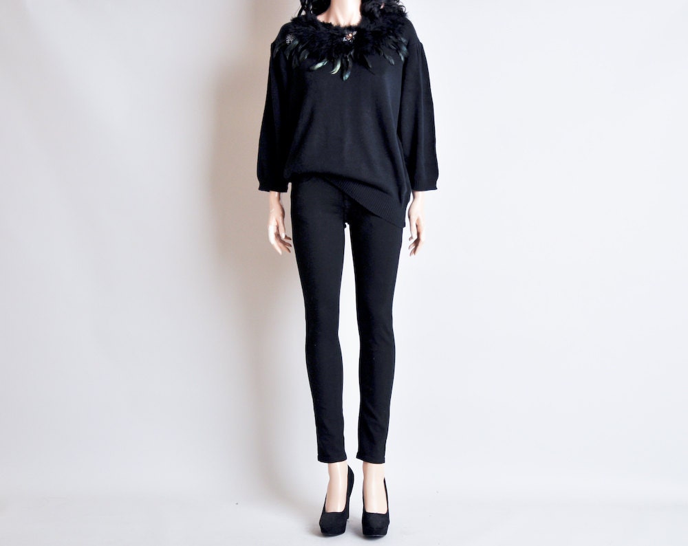 RESERVED. black feather collar sweater / slouchy / m / l