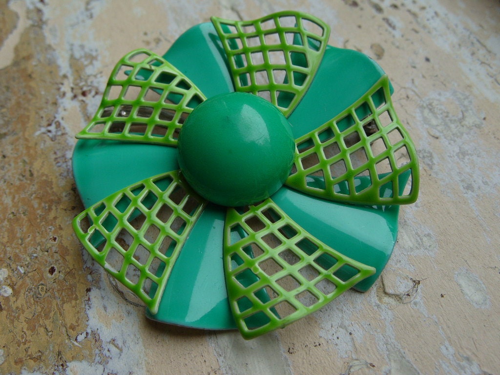 FREE SHIPPING Vintage Green and Turquoise Enamel Flower Brooch