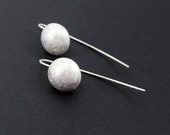 Texturized Sterling Silver Earrings. White. Dangle. DOTS Earrings. Handmade by Maria Goti Joyas.