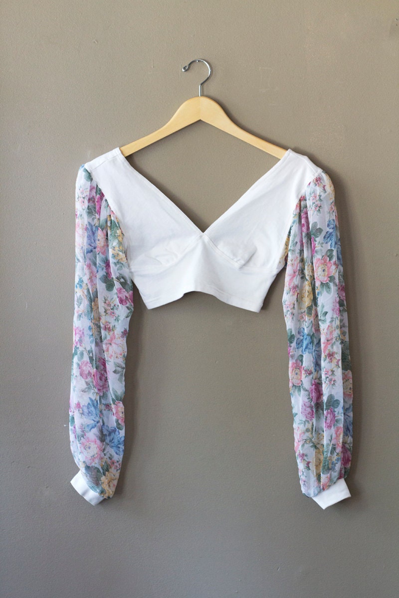 Vintage Contempo Casuals Chiffon Sleeve Crop Top 2- Size Medium