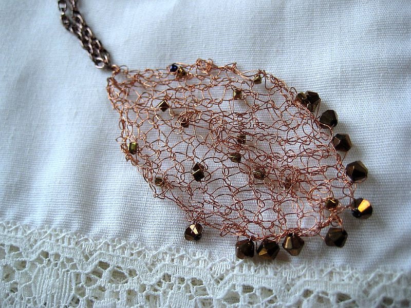 Knitted with wire copper leaf pendant necklace