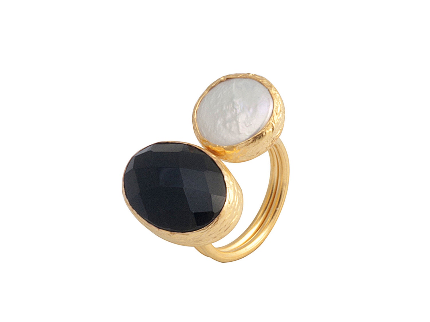 Gold Coated Silver Ring With A Faceted Oval Onyx Stone and a Pearl