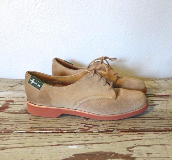 Vintage EASTLAND Shoes / 1990s Eastlands / Lace by BluegrassBooty