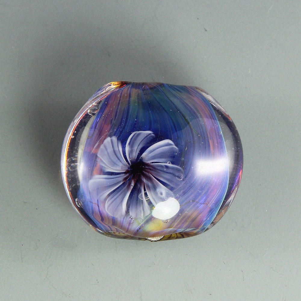 Handmade Lampworkl small focal Bead by Ikuyo SRA