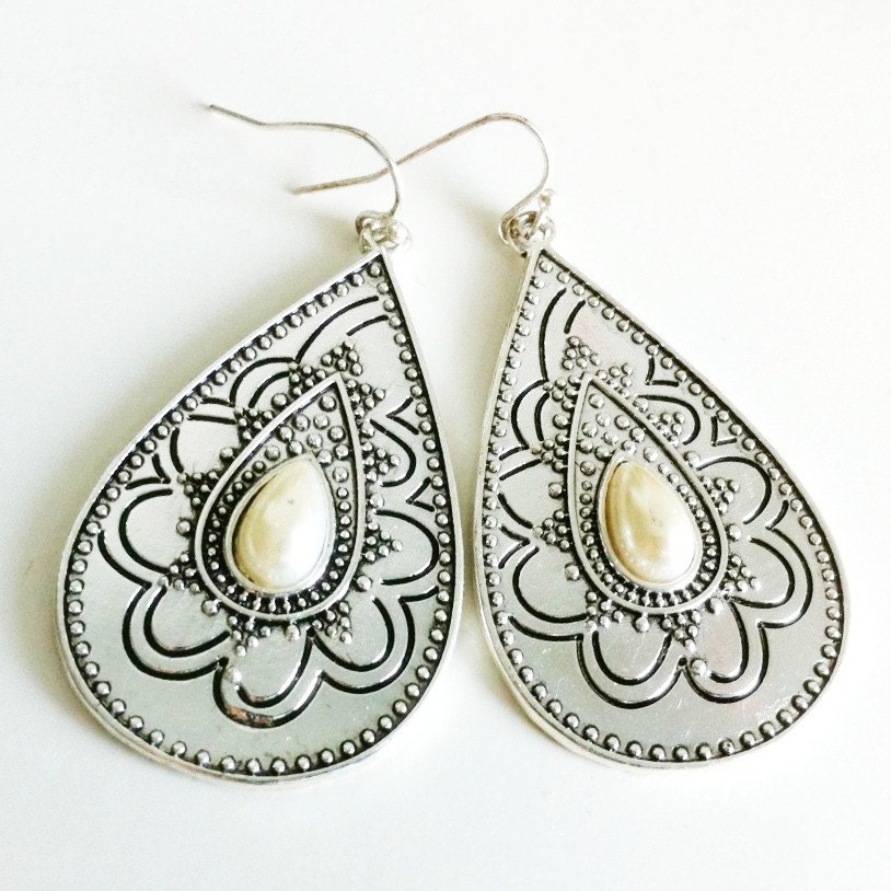 Pearl Drop Earrings