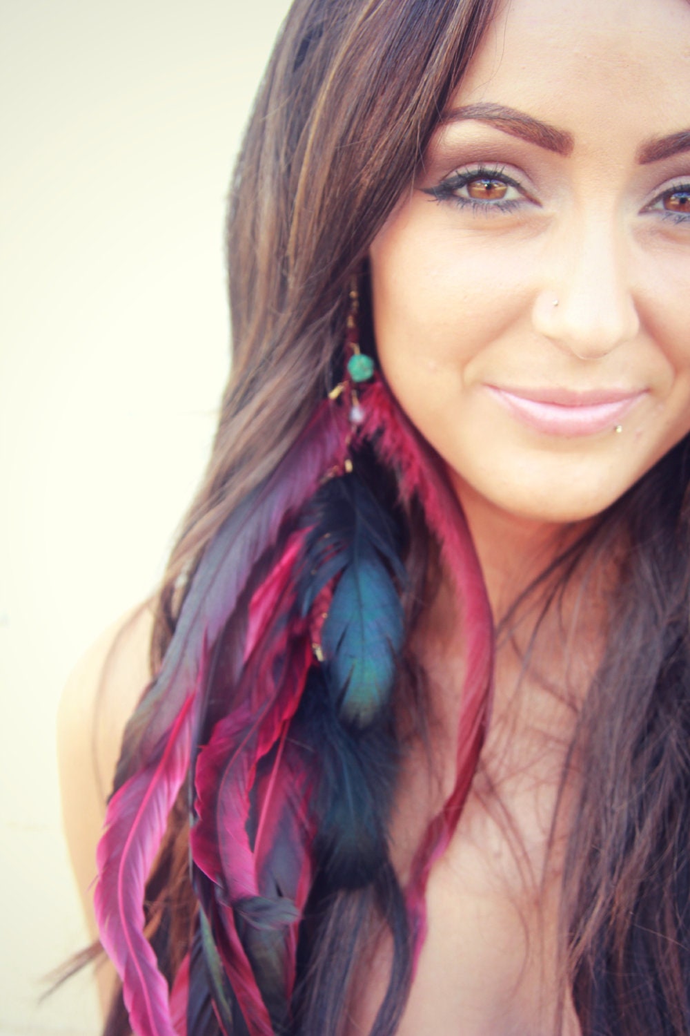 LISA - PInk Long Single Feather Earring