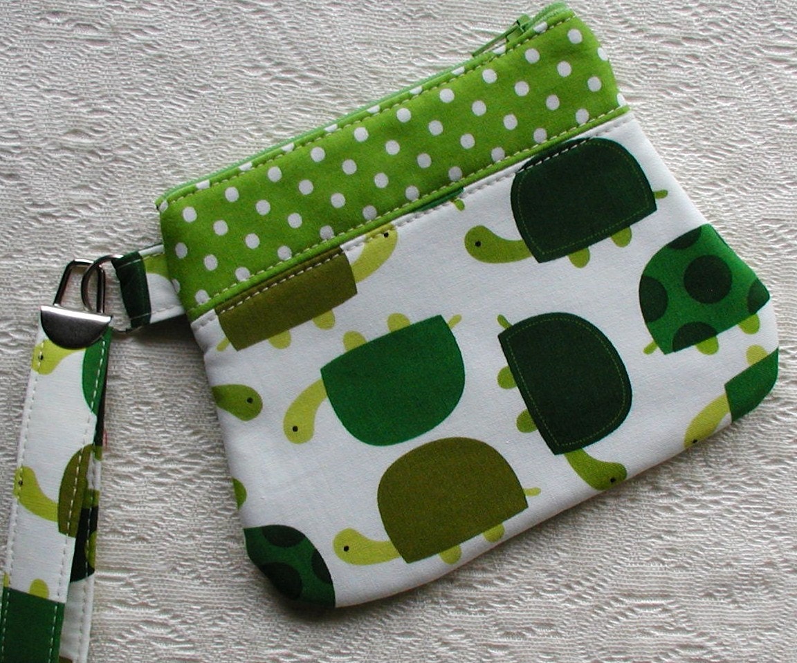 Medium Curvy Wristlet ...Urban Zoologie Turtles in Grass