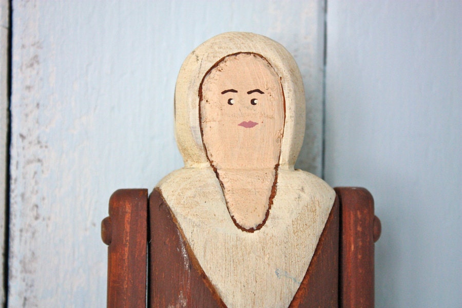 FoLK ART PRiMiTiVe DoLL FiGuRiNe DeCoR . AMeRiCaNa TReaSuRe
